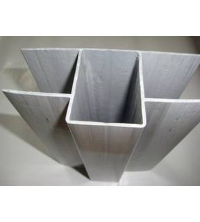 Obrázok ku produktu Držiak podhrabovej dosky na stĺpik 60x40 mm